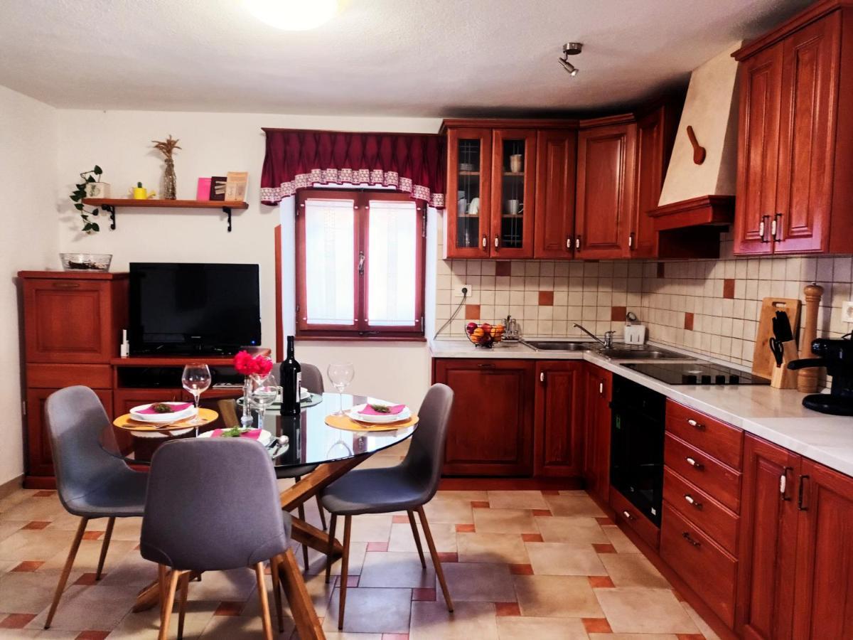 Guesthouse Marija Potpican Экстерьер фото